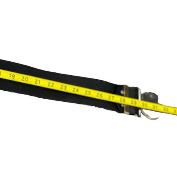 Authentic Versus Gianni Versace Women’s Black/Gold Leather Belt Vintage SZ 75/30 - Picture 4 of 10